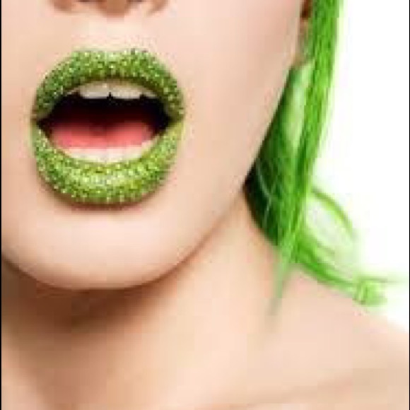 Meet your Posher, DiAnne. - Picture 3 of 11